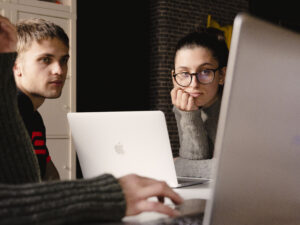 FSL-ragazzi-computer